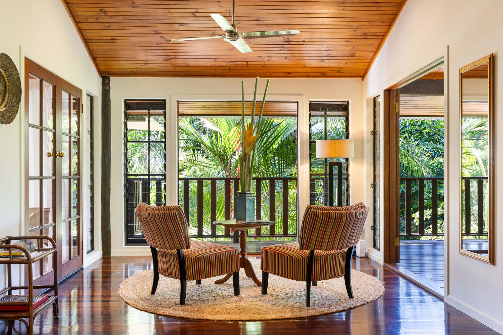 12-009-family-retreats-papillon-on-coral-sea-mossman-gorge-(9)