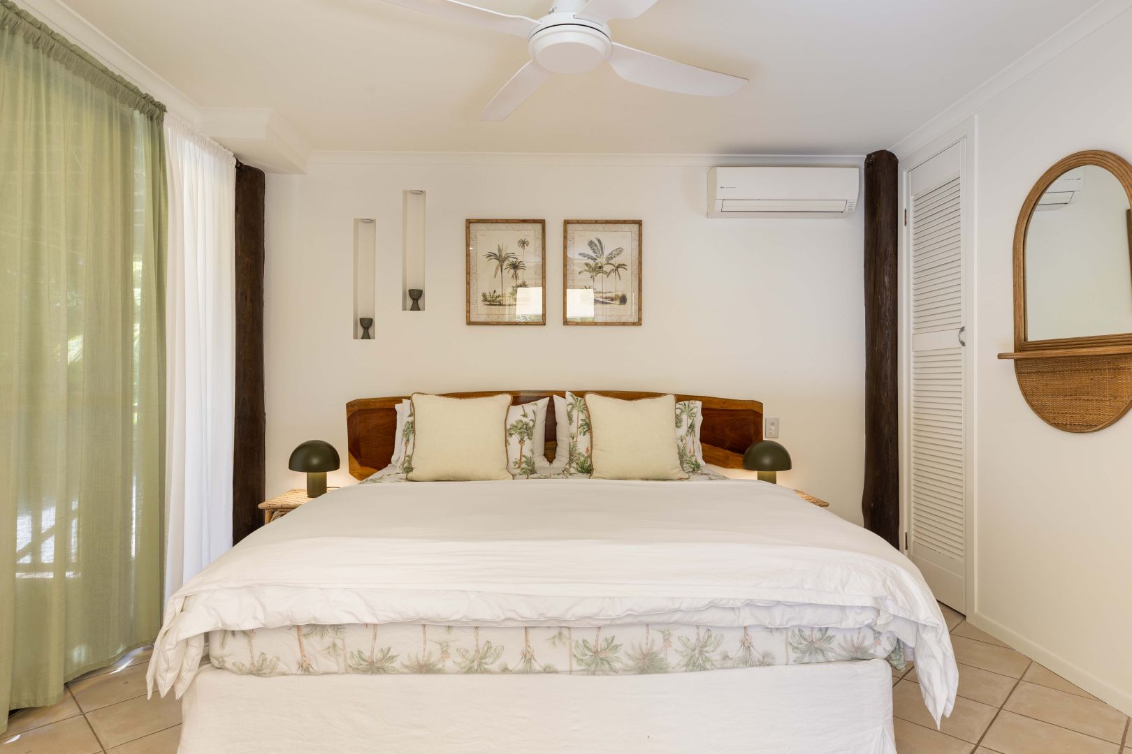 14-011-family-retreats-papillon-on-coral-sea-mossman-gorge-(11)