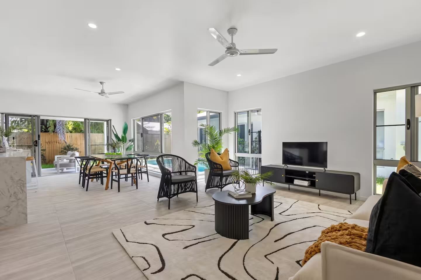 16-family-retreats-villa-2-st-crispins-living