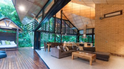 28 Beachfront Mirage 022