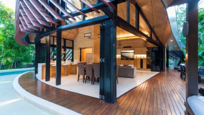 28 Beachfront Mirage 028