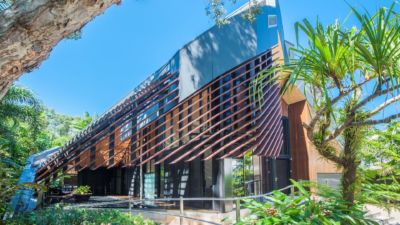 28 Beachfront Mirage 030