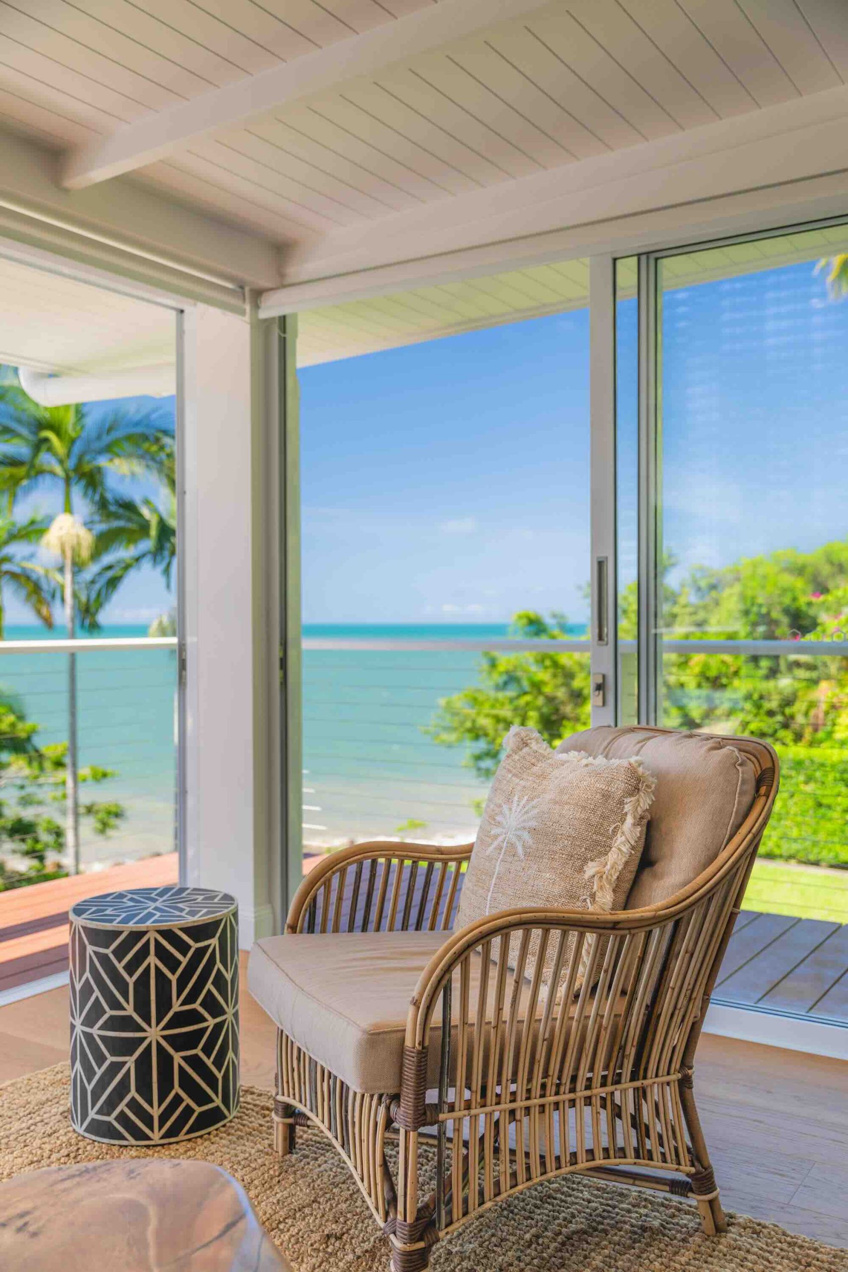 4-family-retreats-15-wharf-balcony-view-coral-sea
