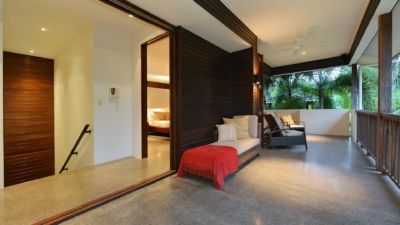 6 Beachfront Mirage 026