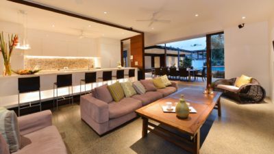 6 Beachfront Mirage 032