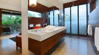 6 Beachfront Mirage 034