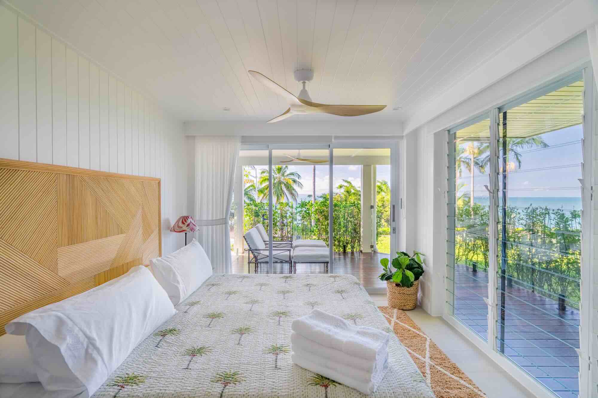 9-family-retreats-15-wharf-bedroom-poolside