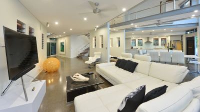 Absolute Newell Beach 003