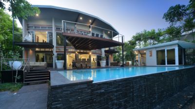 Absolute Newell Beach 006