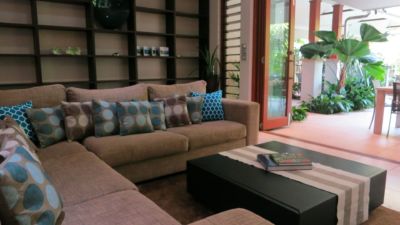 Pearl on Newell Beach 004