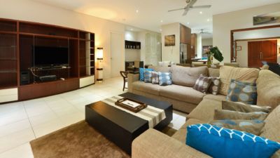 Pearl on Newell Beach 006