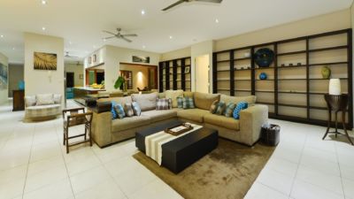 Pearl on Newell Beach 009