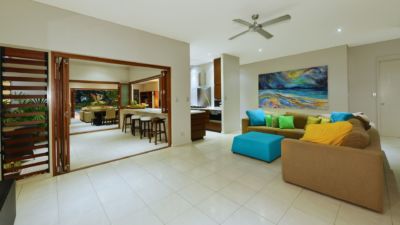 Pearl on Newell Beach 011