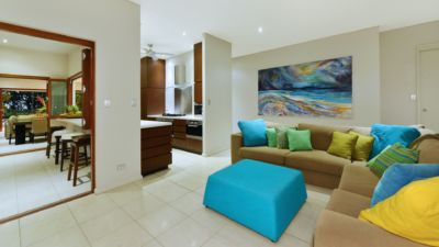 Pearl on Newell Beach 012