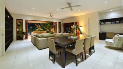 Pearl on Newell Beach 016