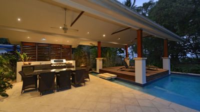 Pearl on Newell Beach 023