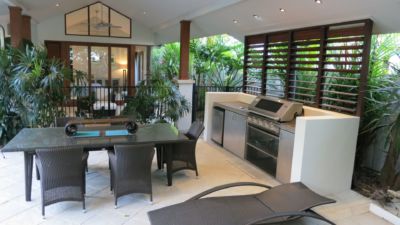 Pearl on Newell Beach 026