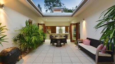 Pearl on Newell Beach 028