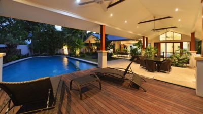 Pearl on Newell Beach 055