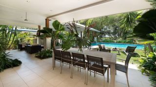 Pearl on Newell Beach 056