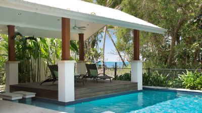 Pearl on Newell Beach 065