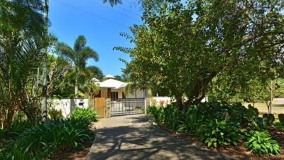 Pearl on Newell Beach 071