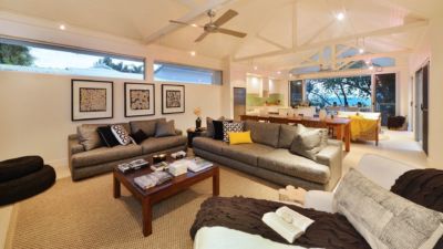 The Beach House on Oak Beach 020