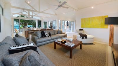 The Beach House on Oak Beach 025