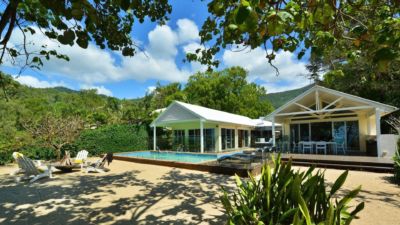 The Beach House on Oak Beach 027