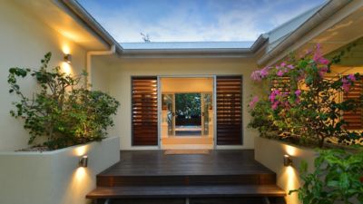 The Beach House on Oak Beach 037