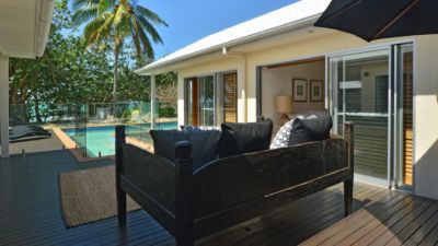 The Beach House on Oak Beach 042