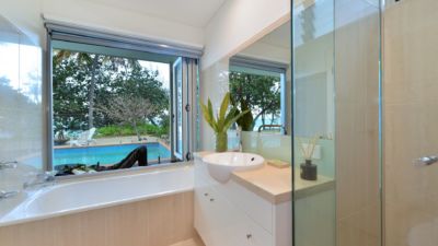 The Beach House on Oak Beach 047