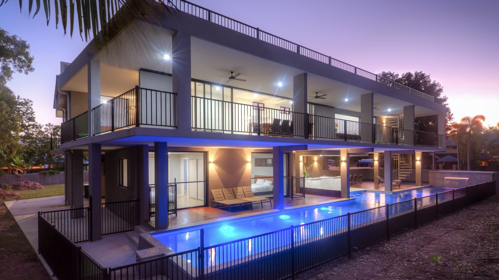 The Port Douglas Beach House 001