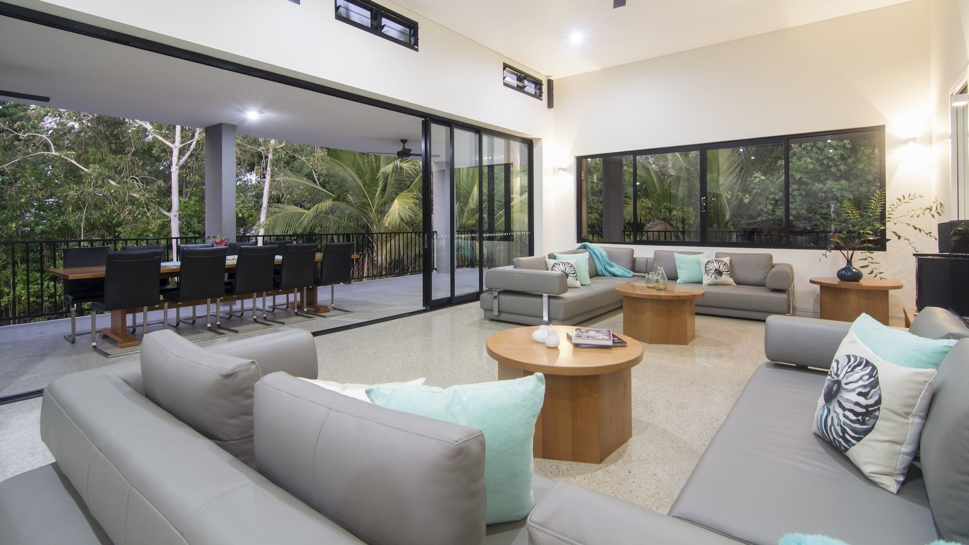 The Port Douglas Beach House 003