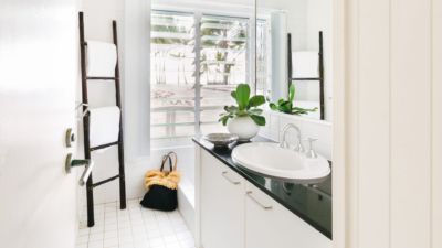 Thirty One Degrees 016