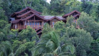 Villa Empat Puluh Dua 001